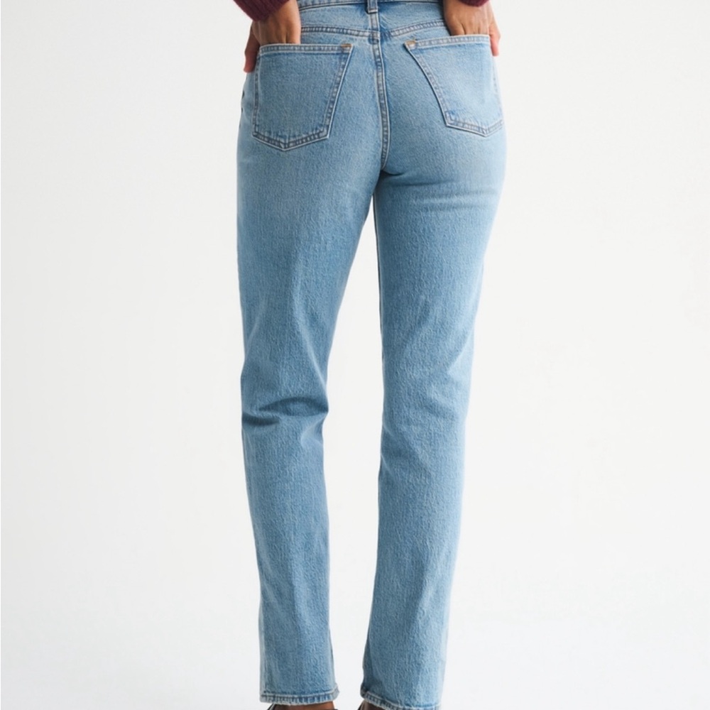 Abercrombie Curve Love Mid Rise 90s